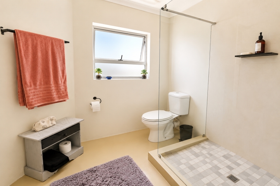 To Let 4 Bedroom Property for Rent in Table View Western Cape